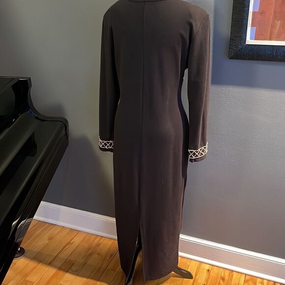 CDC gold bead diamond pattern bodice & cuffs knit maxi. Size 12. - Picture 6 of 9